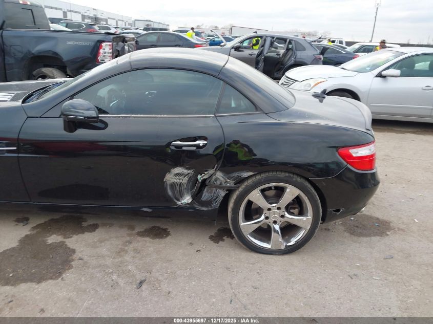 2012 Mercedes-Benz Slk 350 VIN: WDDPK5HAXCF017995 Lot: 43955697
