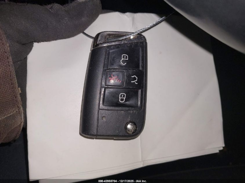 2018 Volkswagen Tiguan 2.0T Se/2.0T Sel VIN: 3VV2B7AX8JM133676 Lot: 43955704