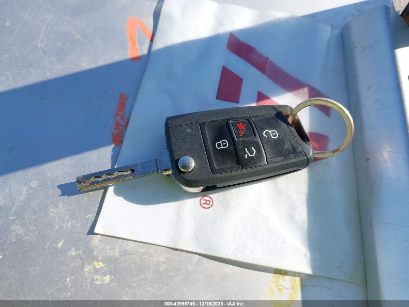 2018 Volkswagen Tiguan 2.0T S VIN: 3VV0B7AX4JM085262 Lot: 43955746