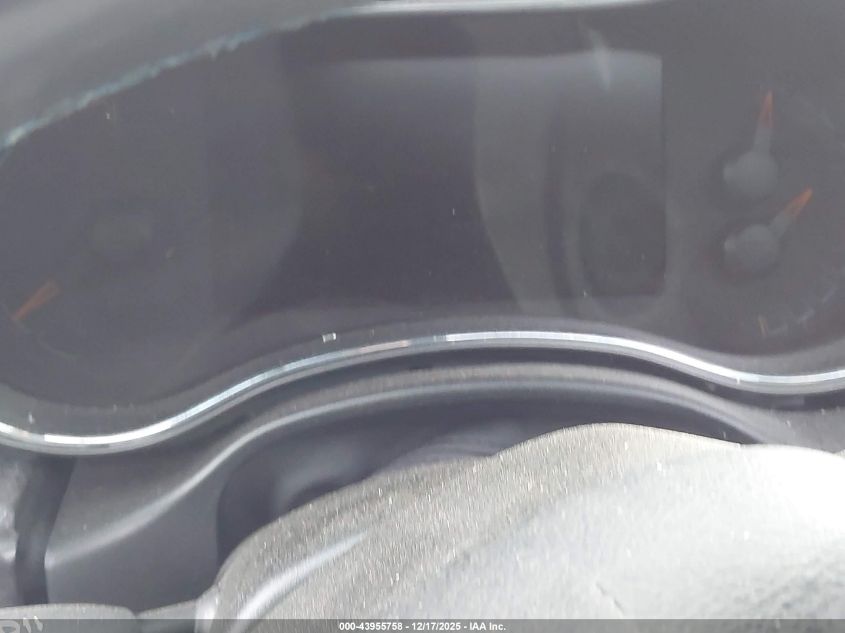 2019 Jeep Grand Cherokee Upland 4X2 VIN: 1C4RJEAG8KC572352 Lot: 43955758