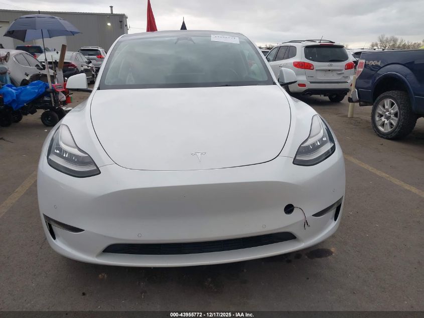 2022 Tesla Model Y Long Range Dual Motor All-Wheel Drive VIN: 7SAYGDEE9NF364519 Lot: 43955772