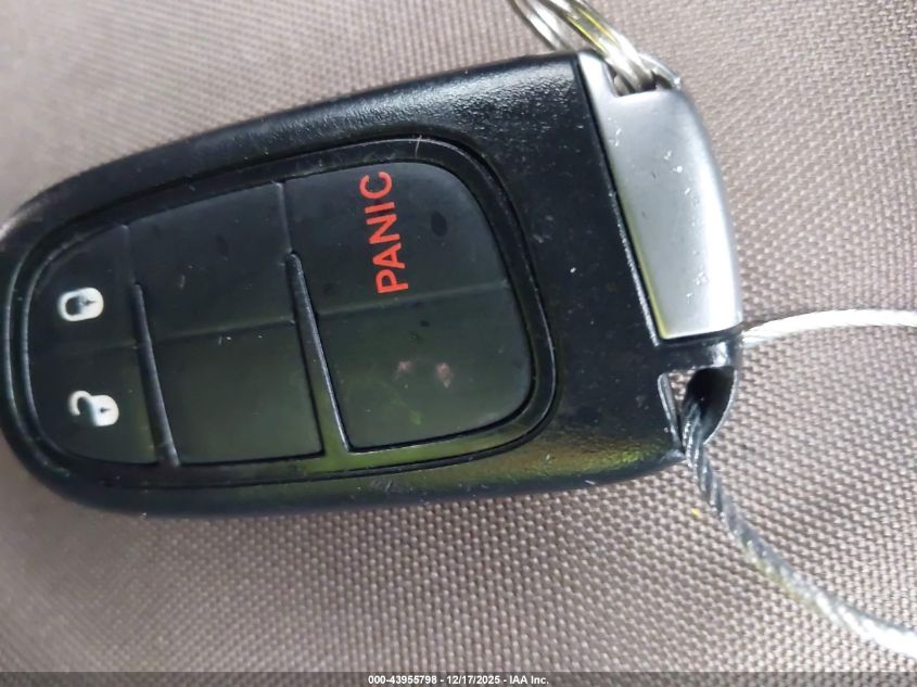 2019 Jeep Cherokee Latitude Plus Fwd VIN: 1C4PJLLB0KD284719 Lot: 43955798