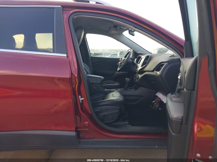 2019 Jeep Cherokee Latitude Plus Fwd