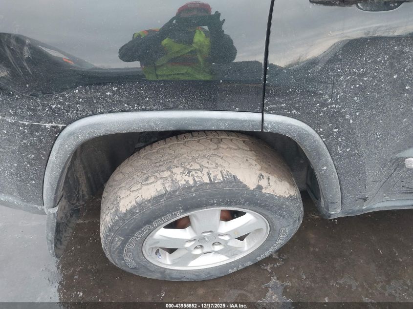 2012 Jeep Grand Cherokee Laredo VIN: 1C4RJFAG8CC324982 Lot: 43955852