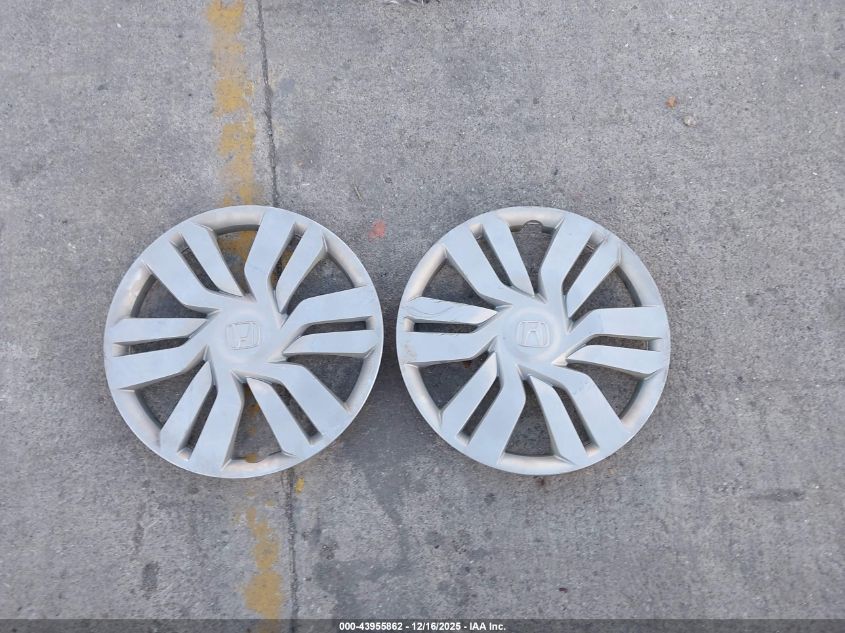 2015 Honda Fit Lx VIN: 3HGGK5H57FM760228 Lot: 43955862