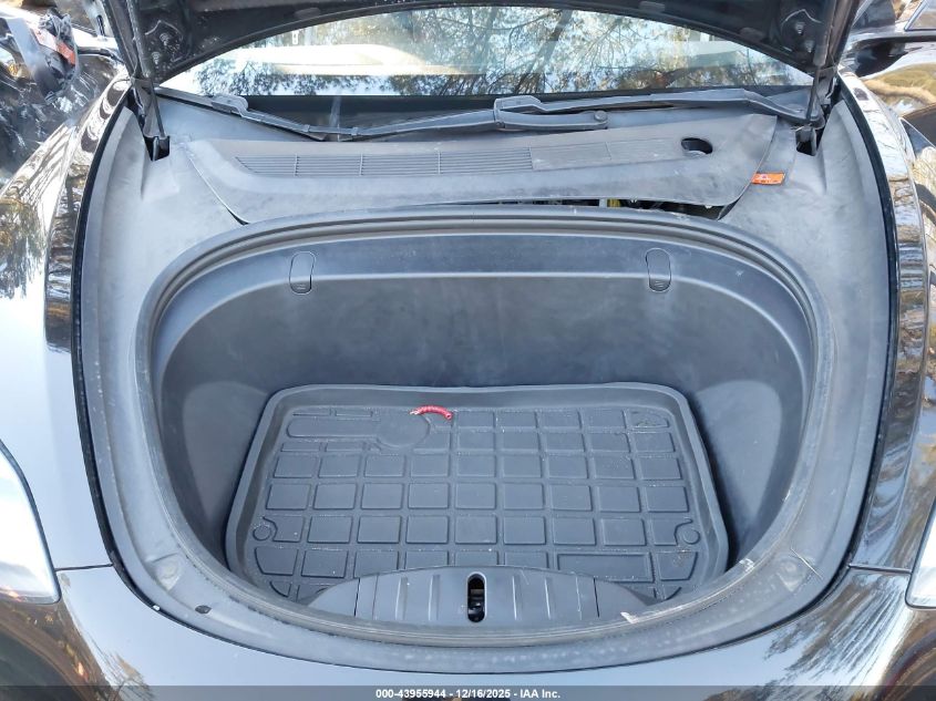 2019 Tesla Model 3 Long Range/Mid Range/Standard Range/Standard Range Plus VIN: 5YJ3E1EA8KF424651 Lot: 43955944