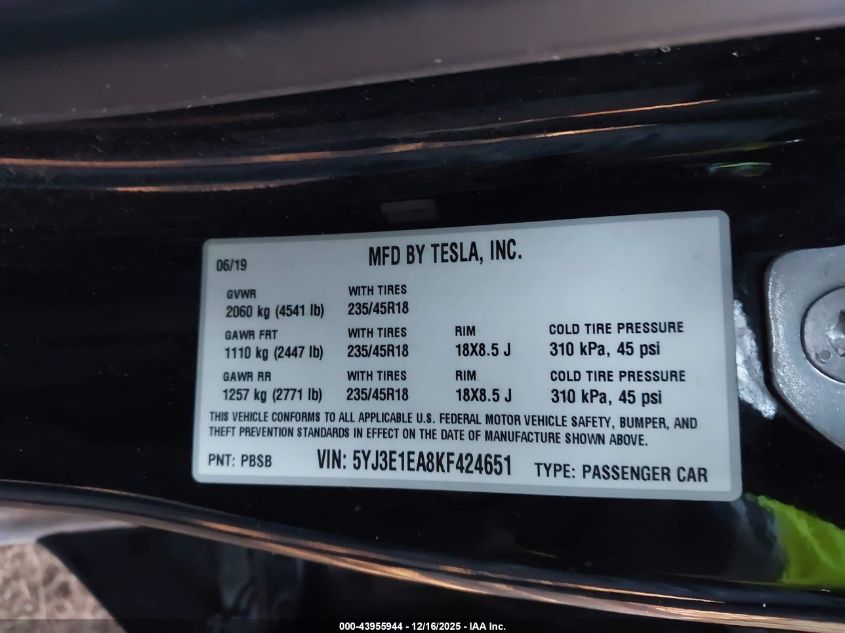 2019 Tesla Model 3 Long Range/Mid Range/Standard Range/Standard Range Plus VIN: 5YJ3E1EA8KF424651 Lot: 43955944