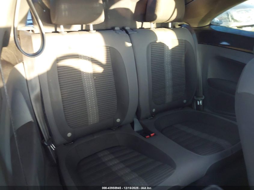 2012 Volkswagen Beetle 2.0T VIN: 3VWV67AT0CM656994 Lot: 43955945