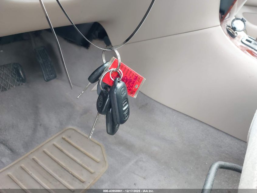 2007 Toyota Corolla Le VIN: 2T1BR32E27C773979 Lot: 43955981