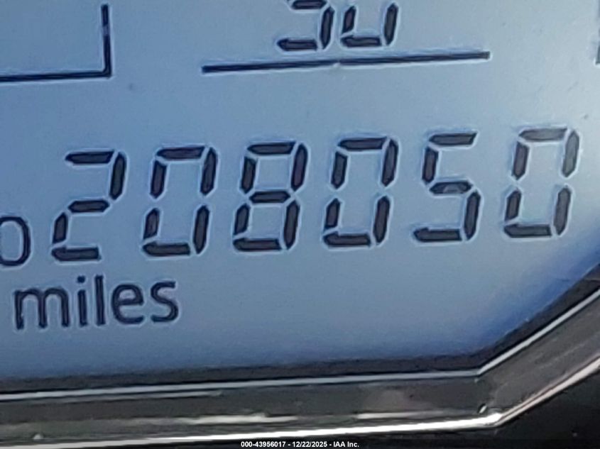 2015 Toyota Corolla Le VIN: 5YFBURHE2FP249058 Lot: 43956017