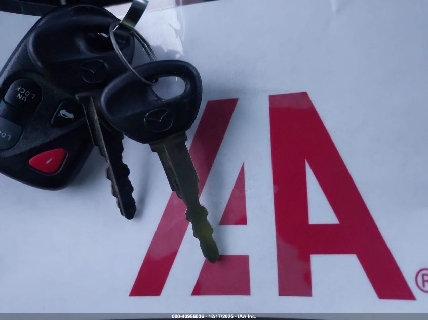 2003 Mazda Mx-5 Miata Cloth/Ls/Se/Shinsen VIN: JM1NB353330309177 Lot: 43956036