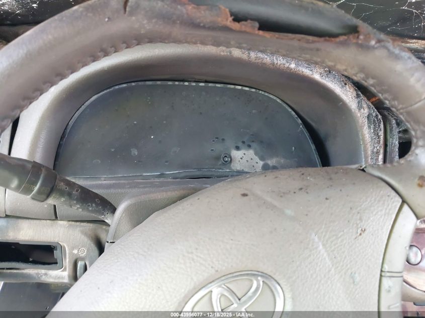 2005 Toyota Camry Xle VIN: 4T1BE32K25U403029 Lot: 43956077