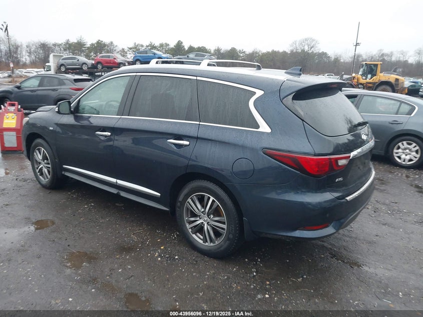 Infiniti QX60 — thumbnail 3
