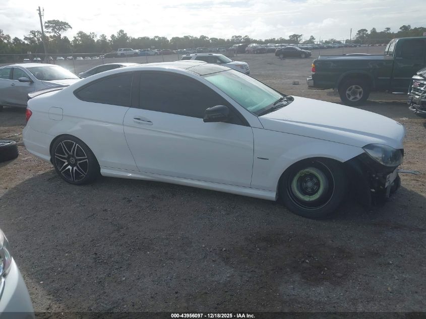 2014 Mercedes-Benz C 250 VIN: WDDGJ4HB7EG204436 Lot: 43956097