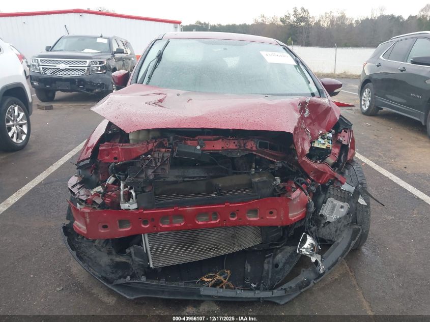 2016 Ford Focus Se VIN: 1FADP3K27GL318080 Lot: 43956107