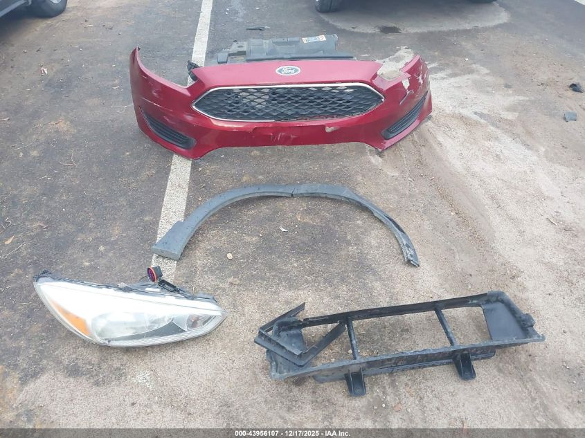 2016 Ford Focus Se VIN: 1FADP3K27GL318080 Lot: 43956107