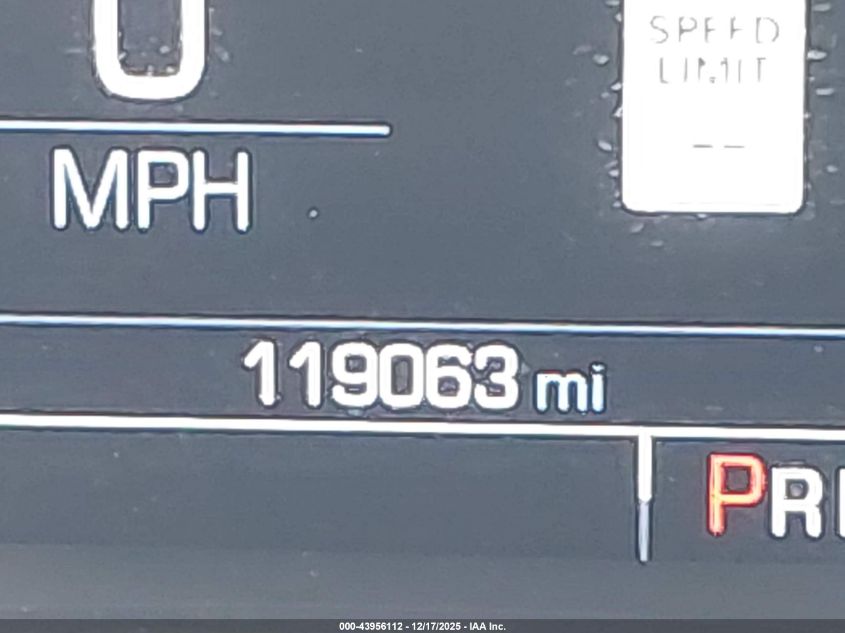 2018 Chevrolet Traverse Premier VIN: 1GNERKKW0JJ262418 Lot: 43956112