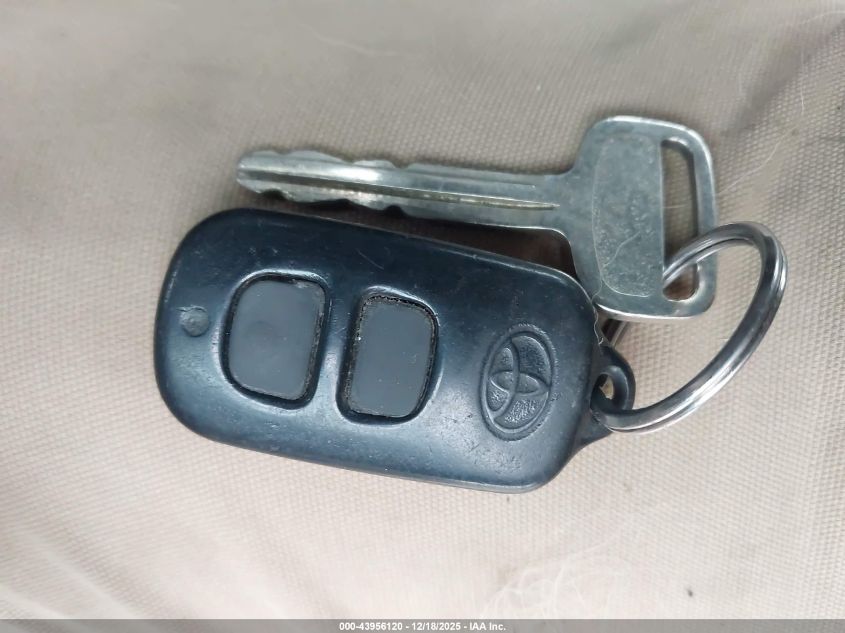 2003 Toyota Tundra Sr5 V8 VIN: 5TBBT44123S421397 Lot: 43956120