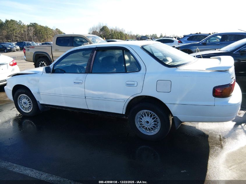 1996 Toyota Camry Dx/Le/Xle VIN: 4T1BG12K3TU916821 Lot: 43956138