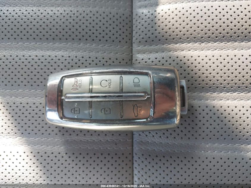 2023 Genesis G70 3.3T Awd VIN: KMTG54TE6PU106343 Lot: 43956141