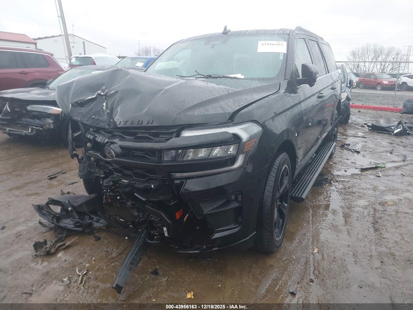 2024 FORD EXPEDITION auction photo 2