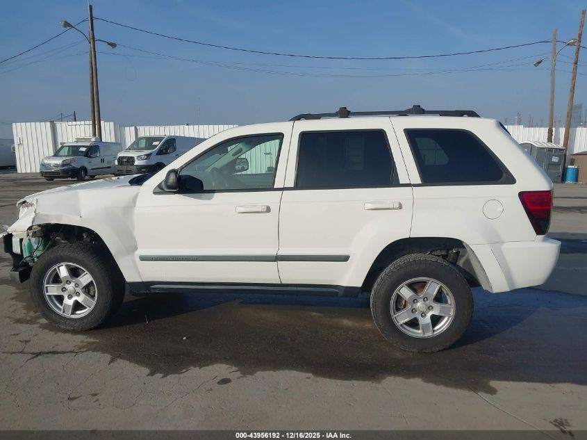 2007 Jeep Grand Cherokee Laredo VIN: 1J8GR48K27C682933 Lot: 43956192