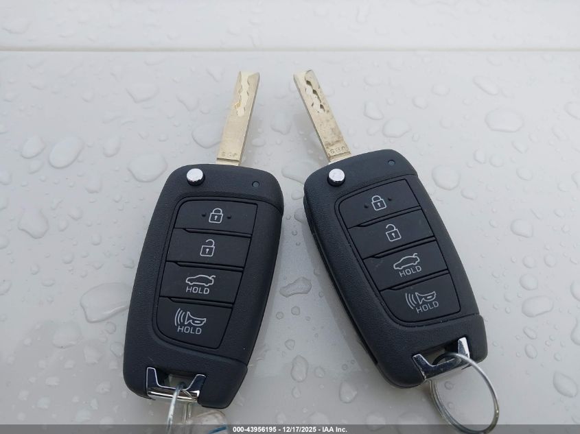 2025 Hyundai Elantra Se VIN: KMHLL4DG8SU936121 Lot: 43956195