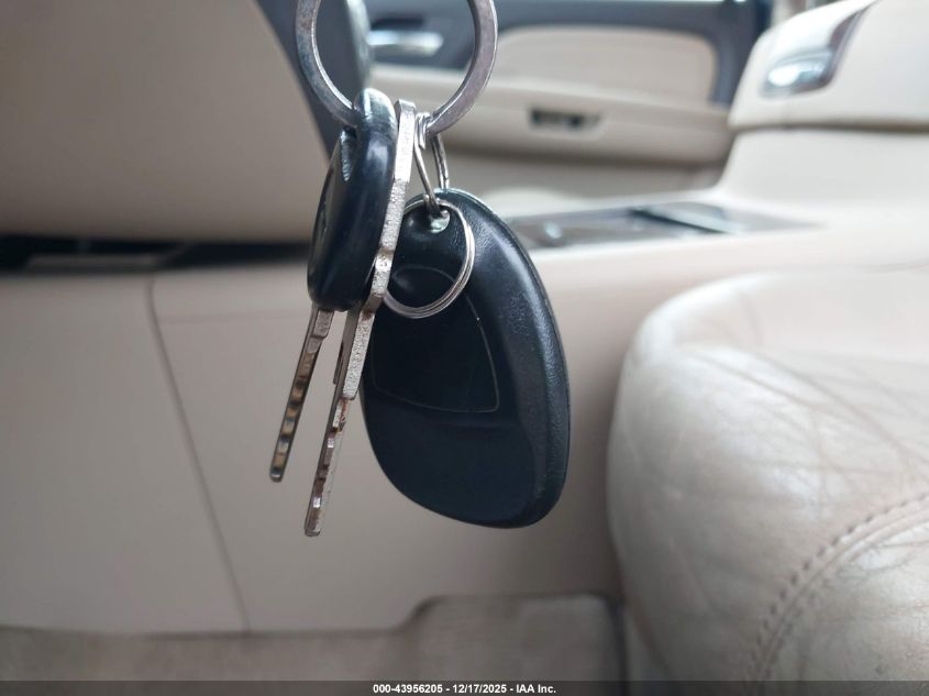 2008 GMC Sierra 1500 Denali VIN: 2GTEC638X81147119 Lot: 43956205