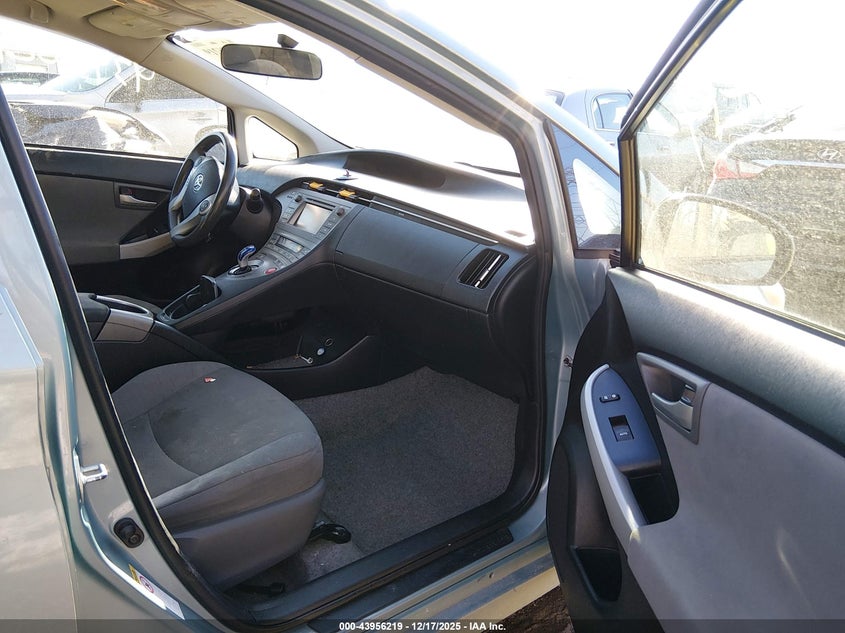 2013 Toyota Prius Two