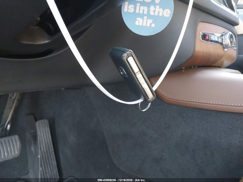 2024 Volvo Xc90 Recharge Plug-In Hybrid T8 Plus Bright Theme 7-Seater VIN: YV4H60CE2R1172589 Lot: 43956236