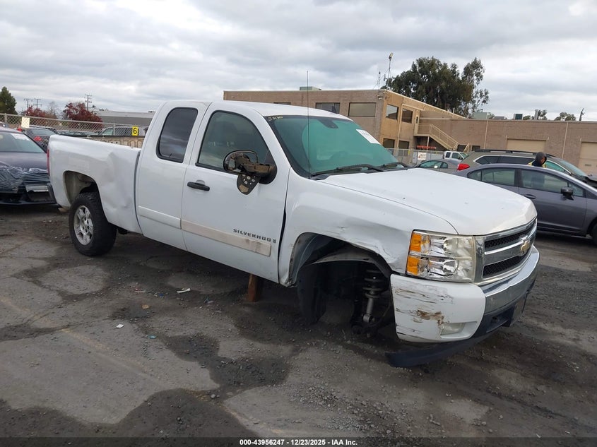 2GCEC19J981216797 2008 Chevrolet Silverado 1500 Lt1 auction photo 1