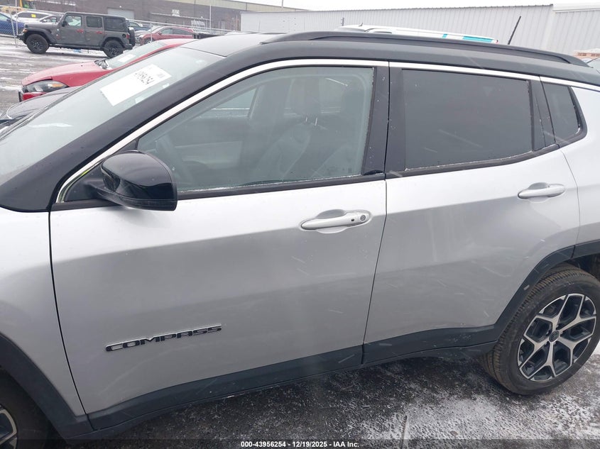 2025 Jeep Compass - widok 14