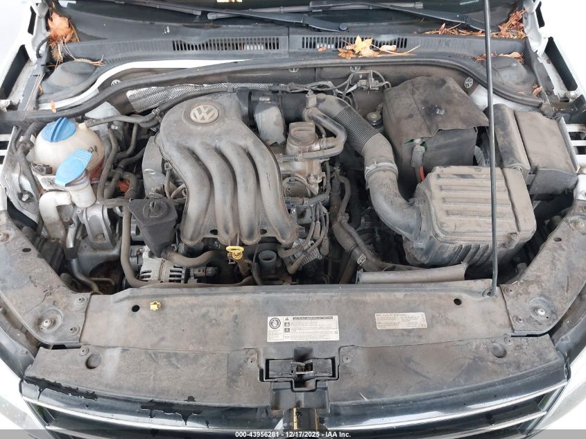 2015 Volkswagen Jetta 2.0L S VIN: 3VW2K7AJ6FM241065 Lot: 43956281