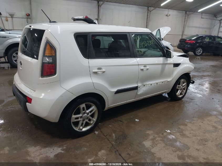 2011 Kia Soul + VIN: KNDJT2A29B7302128 Lot: 43956288