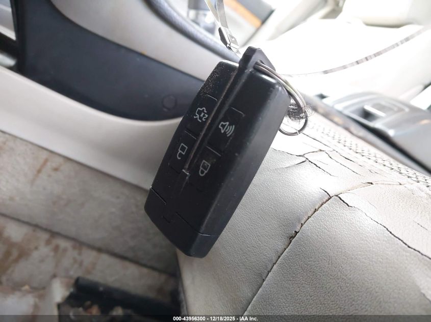 2010 Lincoln Mkt VIN: 2LMHJ5FR2ABJ13211 Lot: 43956300