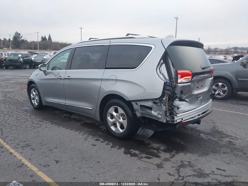 2018 Chrysler Pacifica Hybrid Touring L