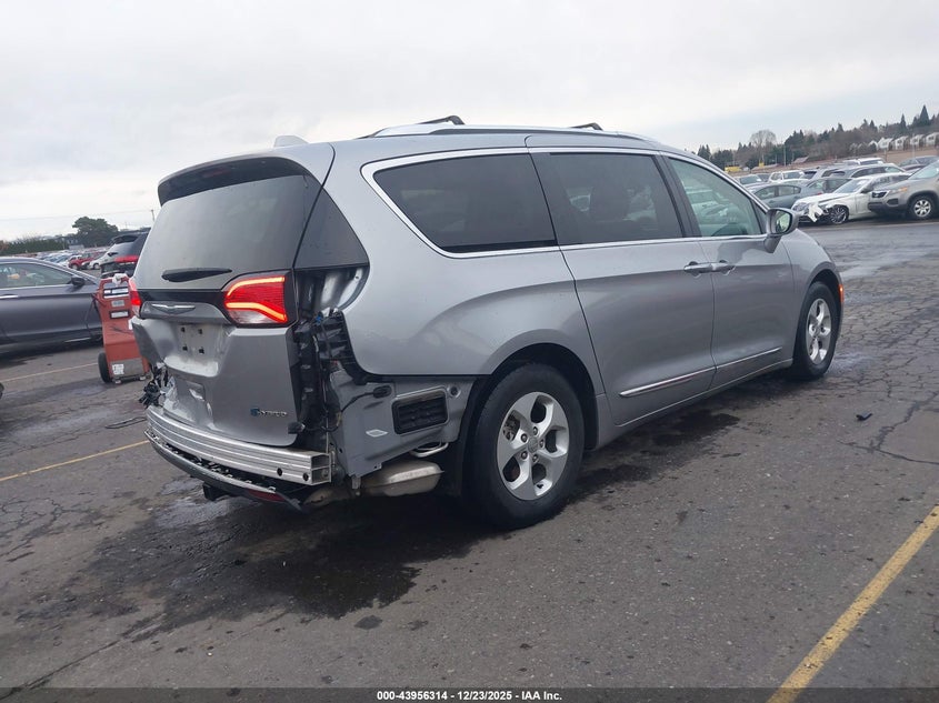 2018 Chrysler Pacifica Hybrid Touring L
