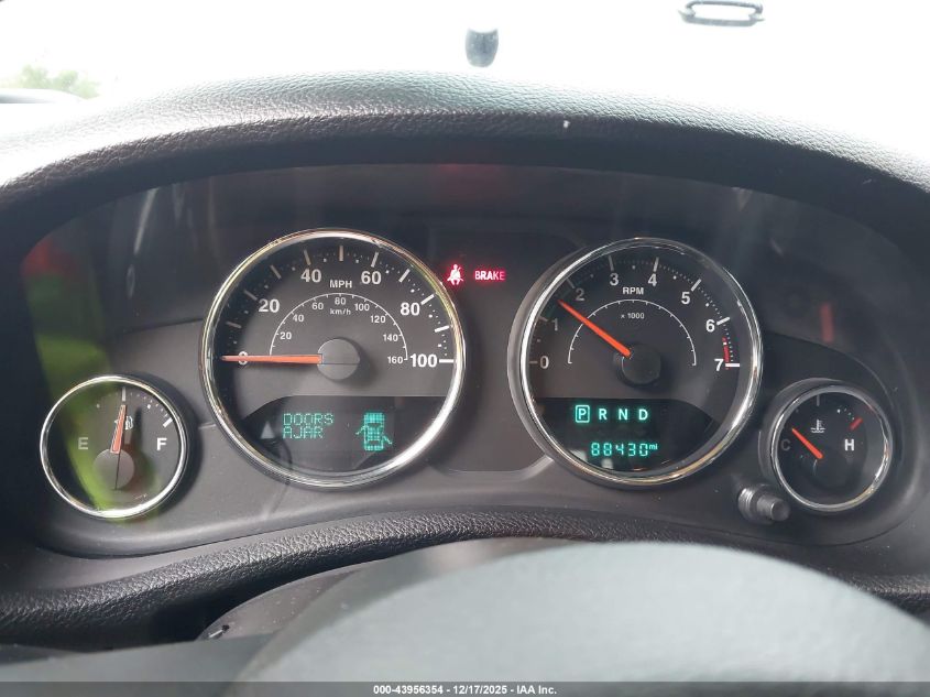 2015 Jeep Wrangler Unlimited Sahara VIN: 1C4HJWEG2FL566449 Lot: 43956354