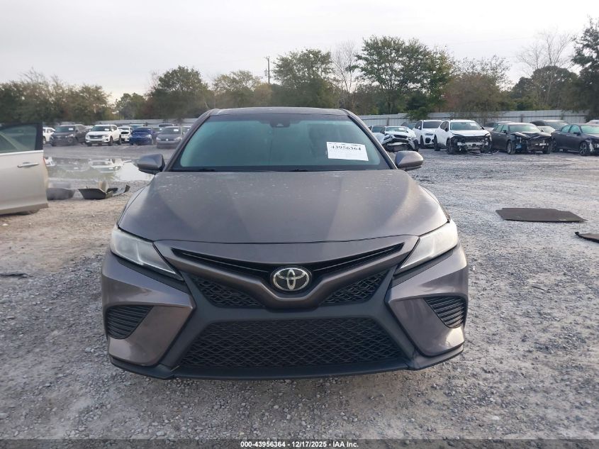 2018 Toyota Camry Se VIN: 4T1B11HKXJU157400 Lot: 43956364