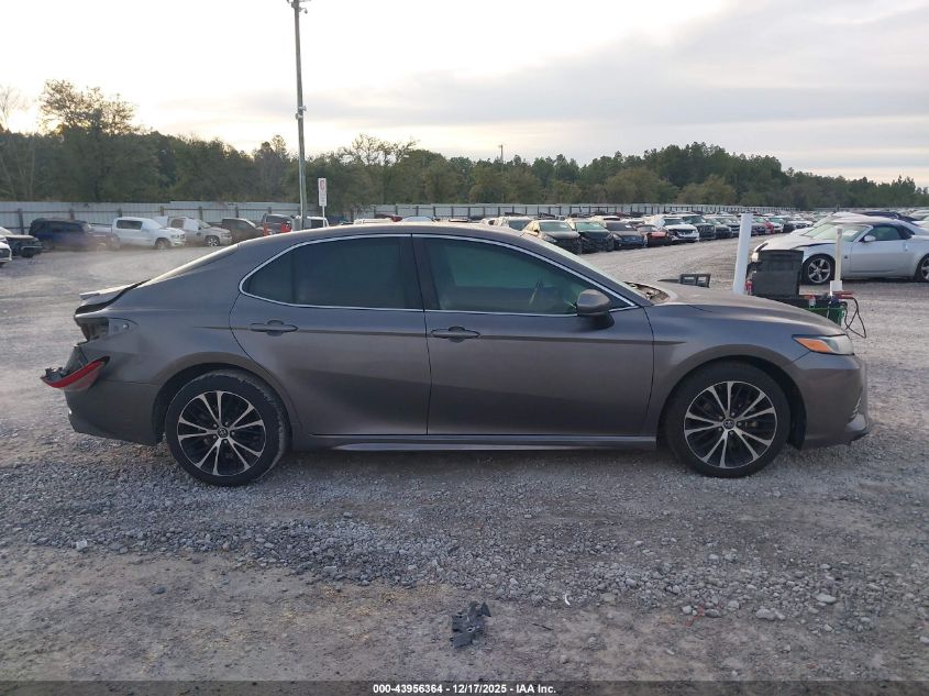 2018 Toyota Camry Se VIN: 4T1B11HKXJU157400 Lot: 43956364