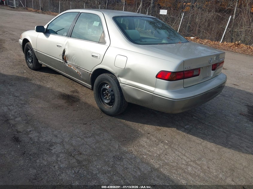 1999 Toyota Camry Le