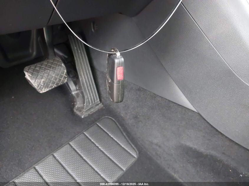 2017 Volkswagen Tiguan 2.0T Sport VIN: WVGUV7AX4HW511626 Lot: 43956395