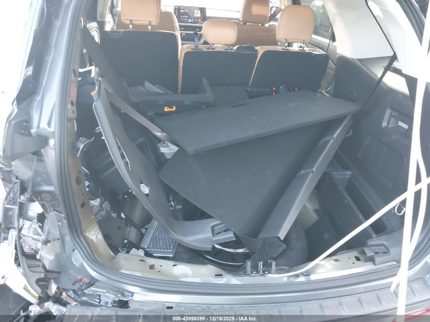 2025 Ford Explorer Active VIN: 1FMUK7DH3SGA15473 Lot: 43956399