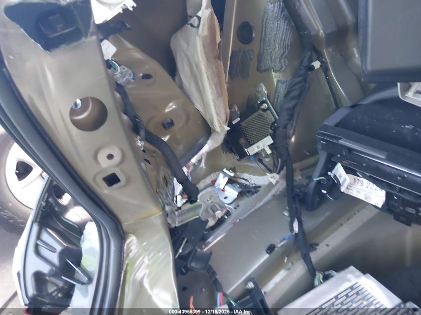 2025 Ford Explorer Active VIN: 1FMUK7DH3SGA15473 Lot: 43956399