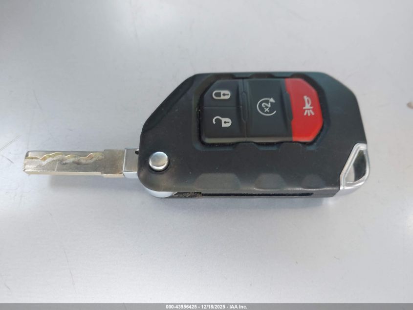 2023 Jeep Gladiator Willys 4X4 VIN: 1C6HJTAG0PL554460 Lot: 43956425