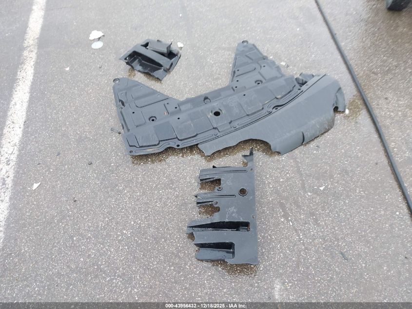 2019 Nissan Rogue S VIN: 5N1AT2MV8KC817923 Lot: 43956432