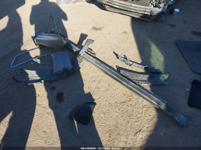 2006 Honda Cr-V Lx VIN: JHLRD78566C060721 Lot: 43956455