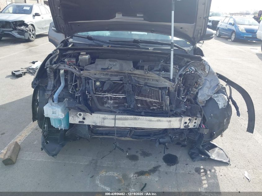 2018 Toyota Highlander Hybrid Xle VIN: 5TDJGRFH3JS042615 Lot: 43956462