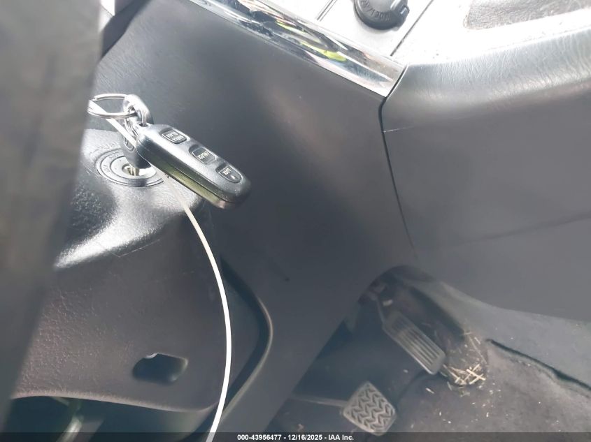 2006 Toyota Matrix VIN: 2T1KR32E46C573684 Lot: 43956477