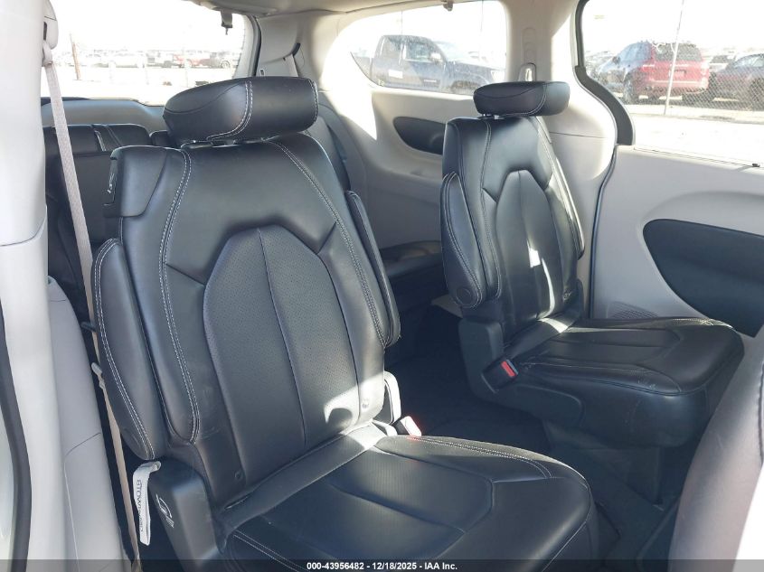 2023 Chrysler Pacifica Touring L VIN: 2C4RC1BG6PR580773 Lot: 43956482